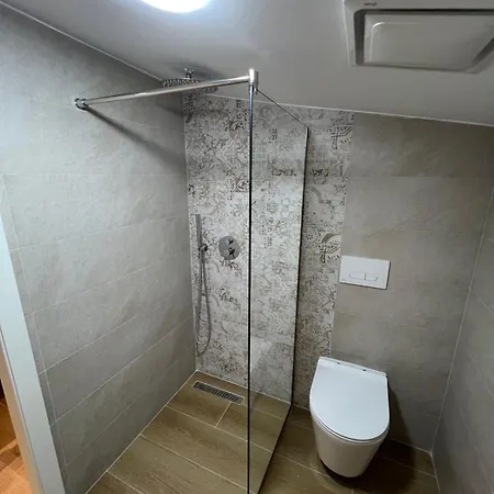 Doctor's House Gasthof Tepelene