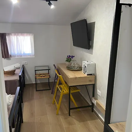 Doctor's House Tepelene