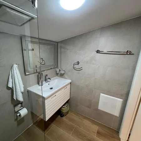 Doctor's House Gasthof Tepelene