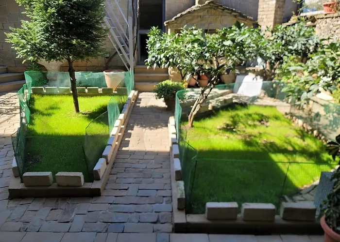 Πανσιόν Doctor's House *