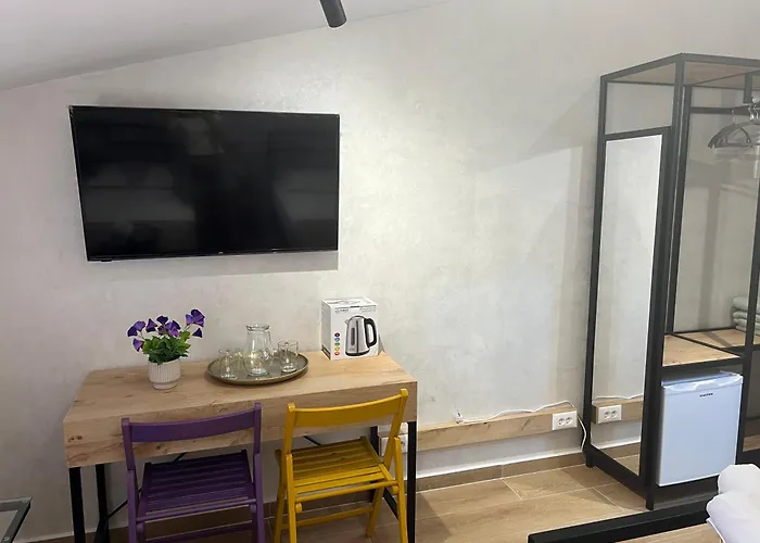 Πανσιόν Doctor's House